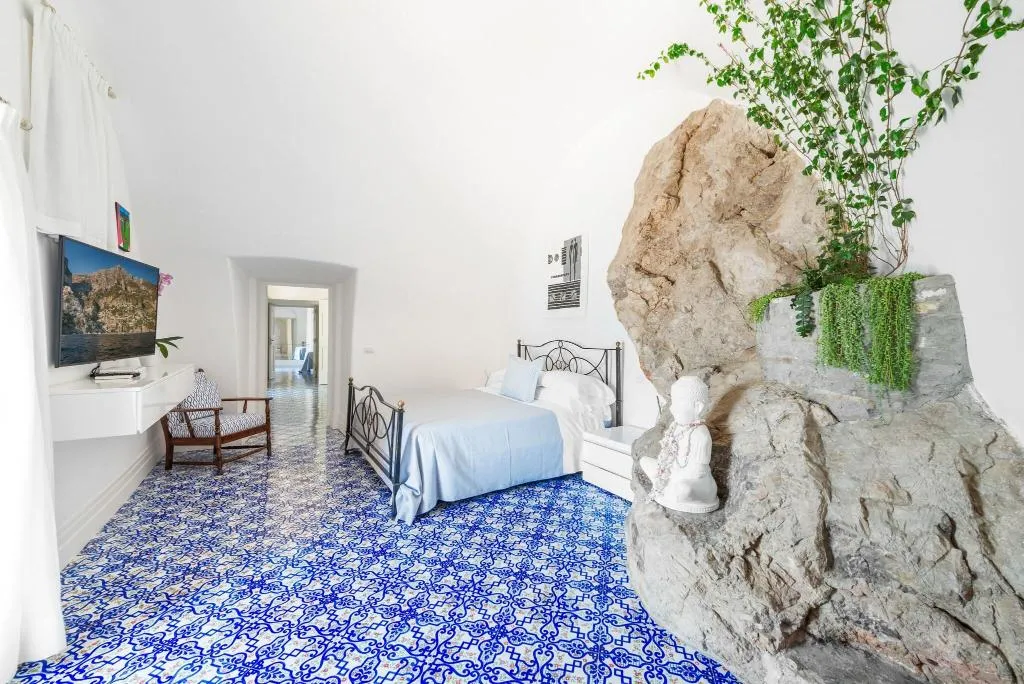 SUITE TWO QUEEN BEDS Room, Villa Magia, Naples