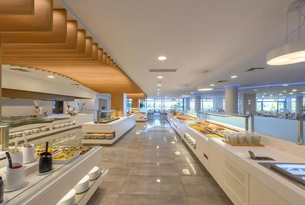 Restaurant, Grand Hotel Holiday Resort, Crete