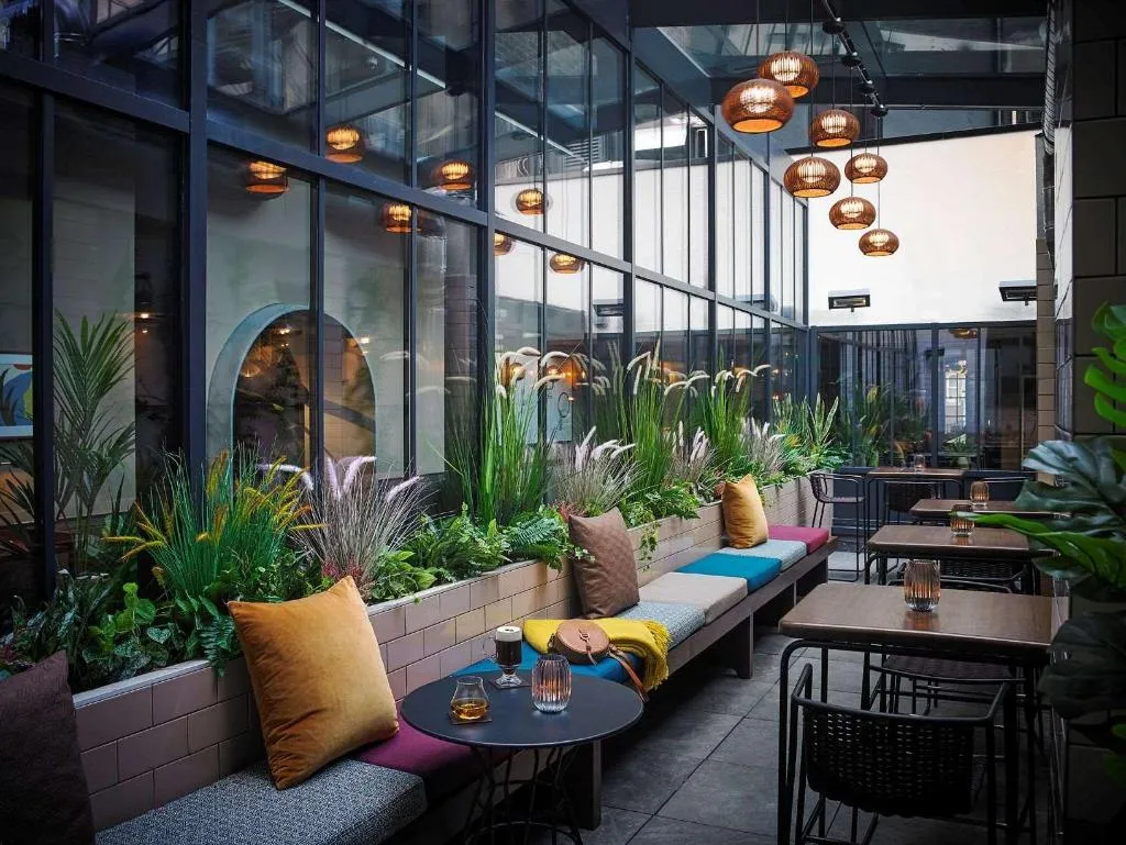 Bar, The Mont, Dublin