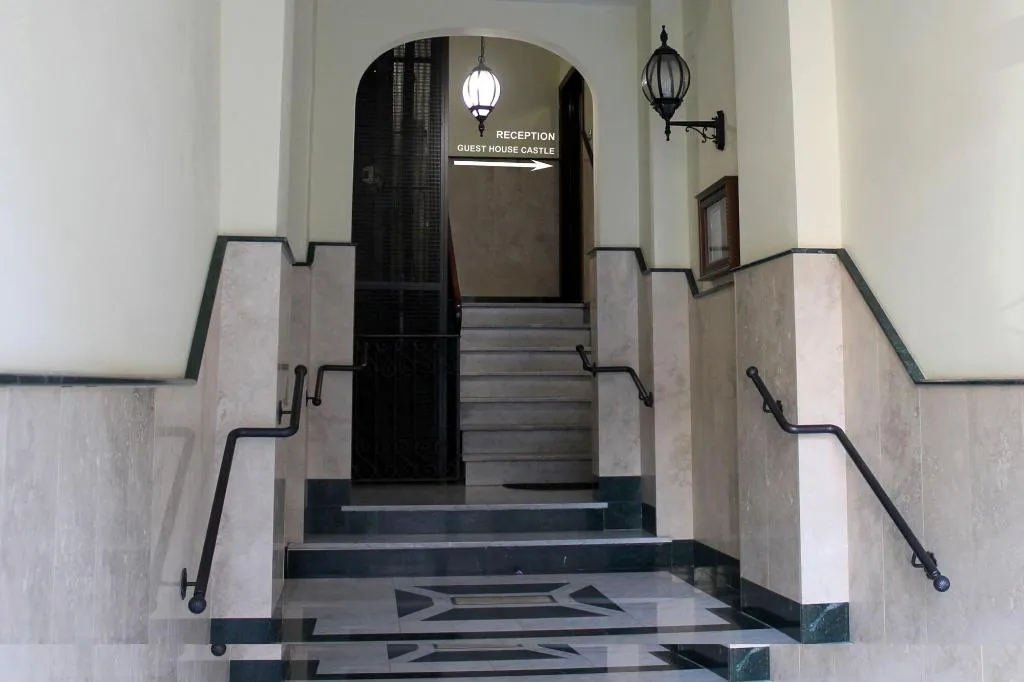General view, Guest House Castle, Naples