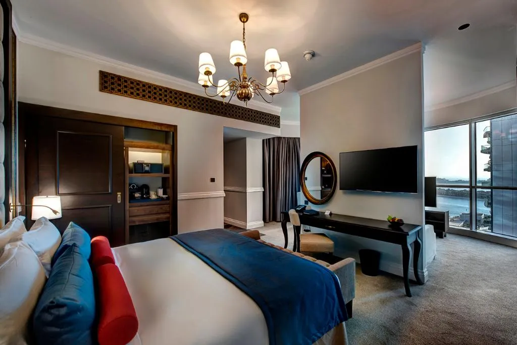 STUDIO SUPERIOR Room, Dukes The Palm Dubai Hotel, Dubai