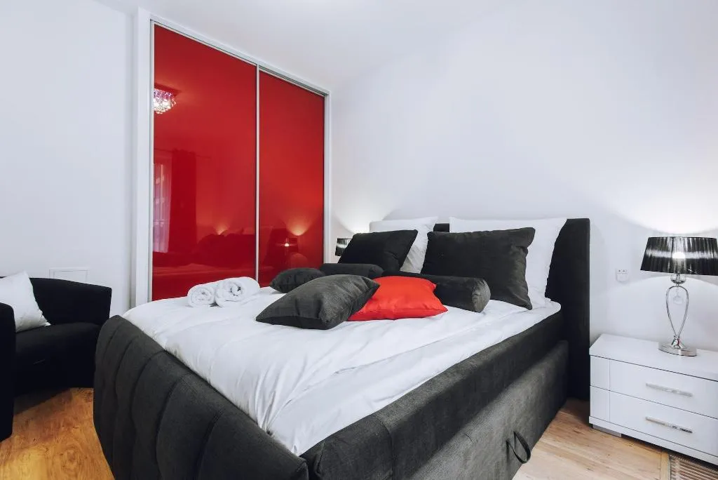 Room, City Lights Apartments, Krakow
