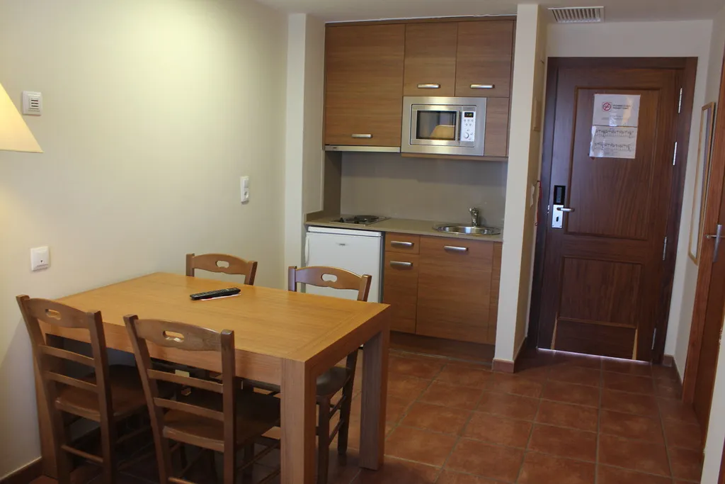 Room, Puertomar, Valencia