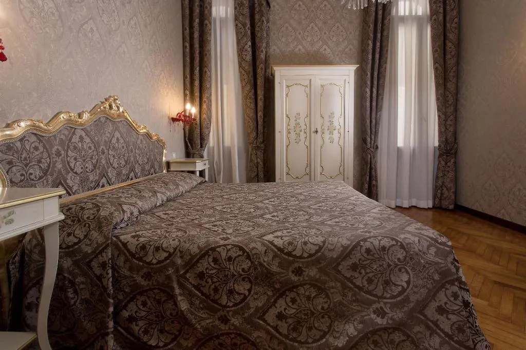 Room, Locanda Novo, Venice