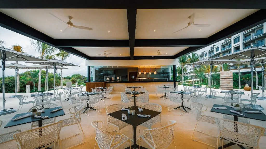 Restaurant, Atelier Playa Mujeres, Cancun Area
