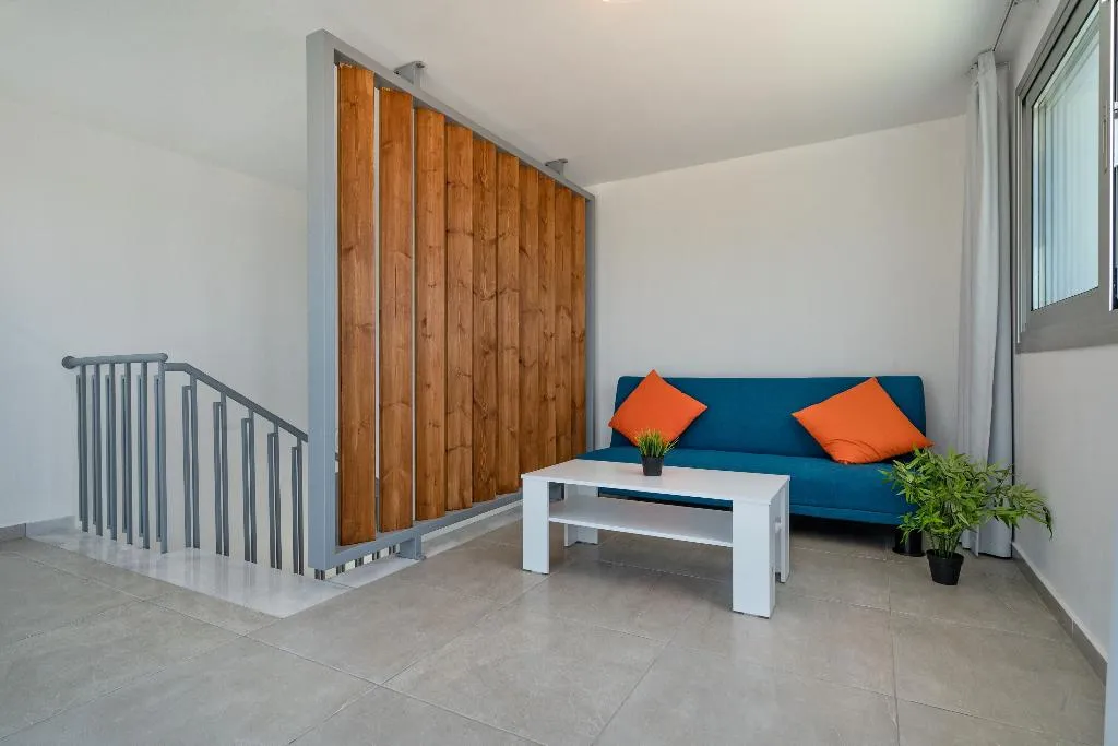 VILLA FIVE BEDROOMS WITH PRIVATE POOL Room, Sea Point Villas, Cyprus