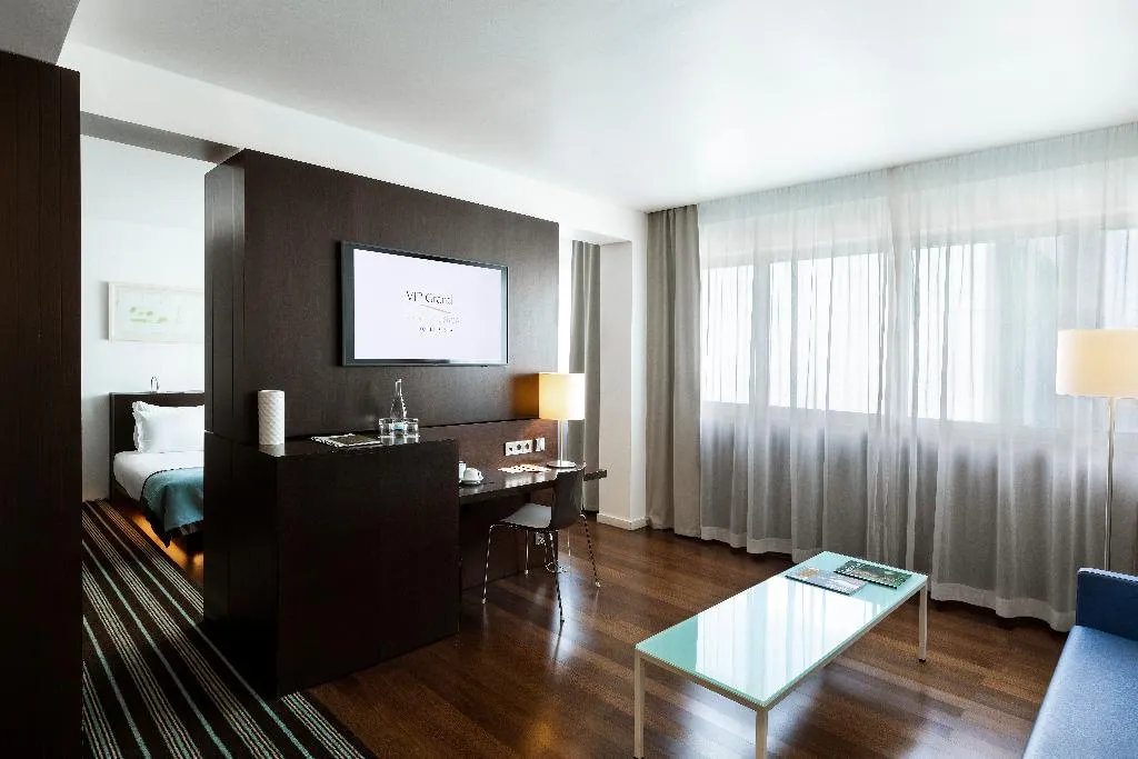 Double or Twin STANDARD Room, VIP Grand Lisboa, Lisbon