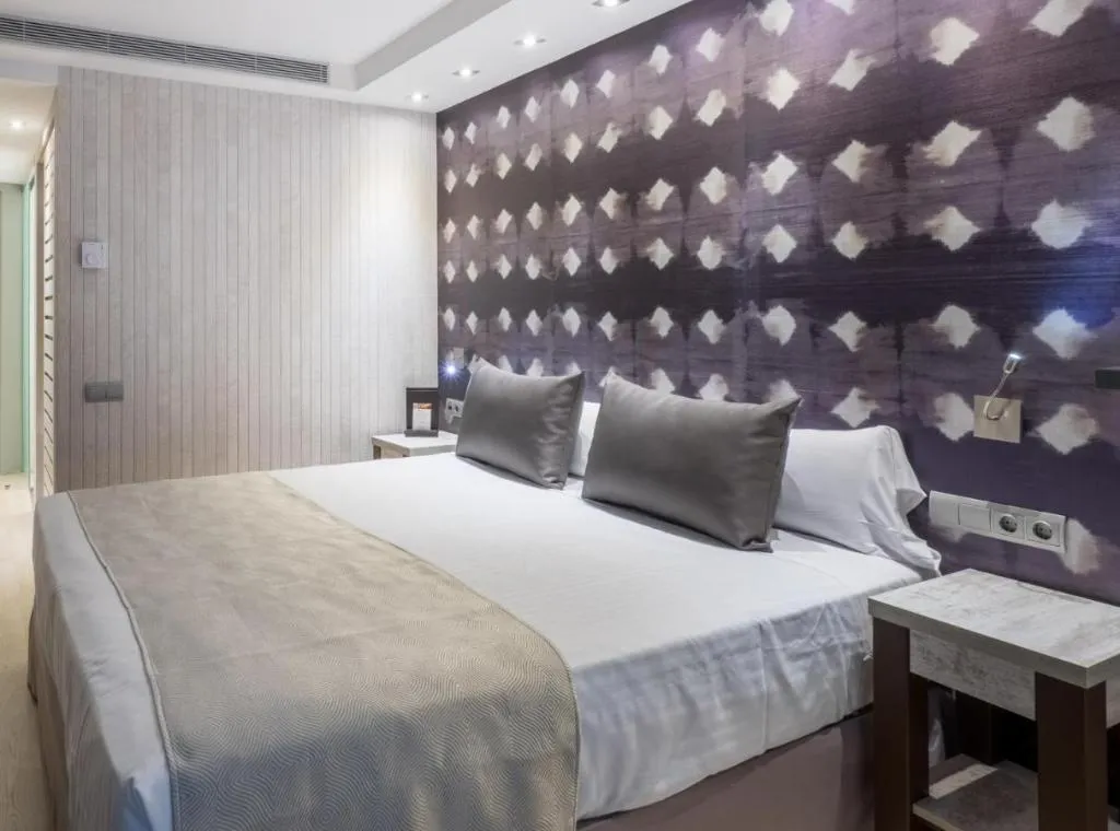 FAMILY ROOM STANDARD Room, Catalonia Atenas, Barcelona