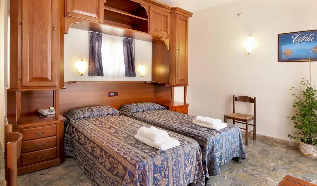 Room, La Giara Hotel, Palermo