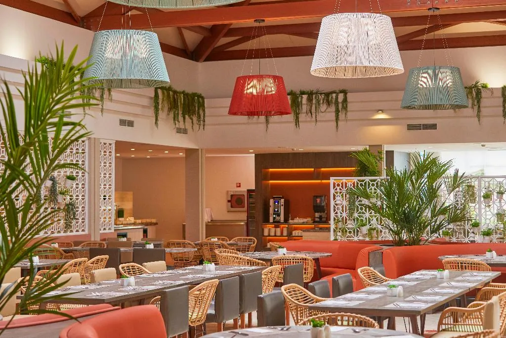Restaurant, Zafiro Ca'n Picafort, Majorca