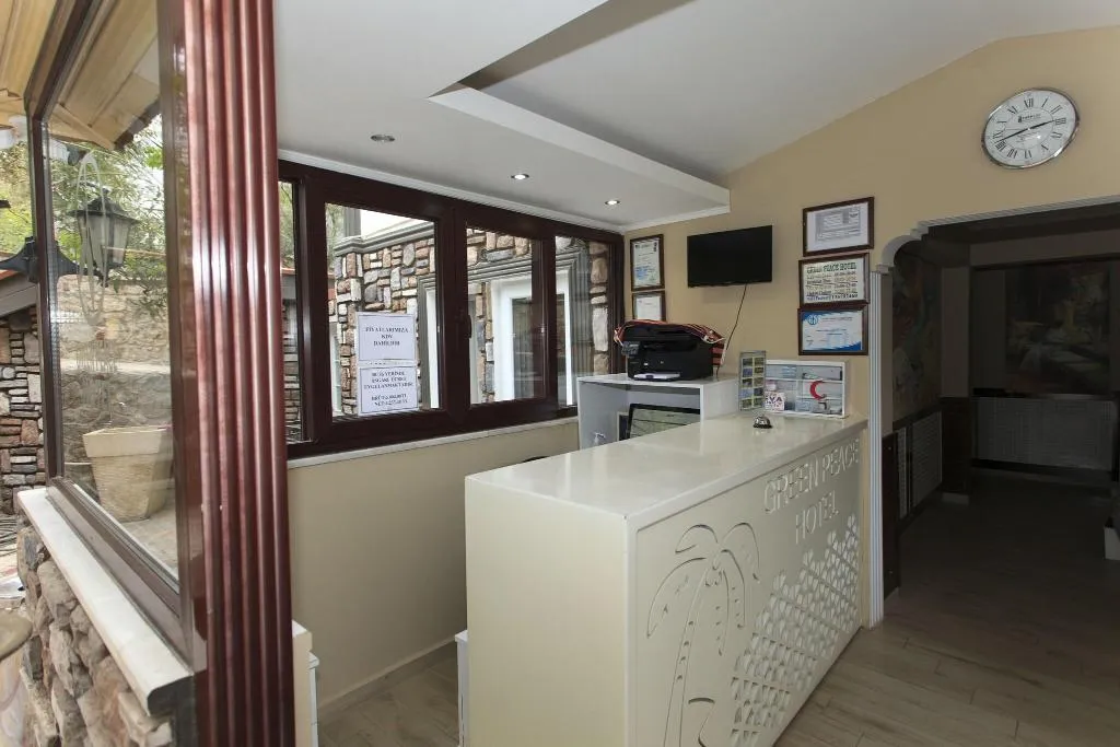 Lobby, Green Peace, Dalaman