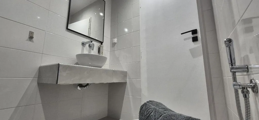 STUDIO DELUXE ONE BEDROOM Room, Figleaf Kypseli, Athens
