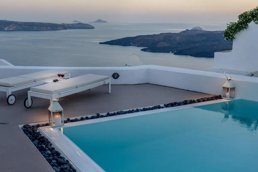 Pool, Aria Suites, Santorini