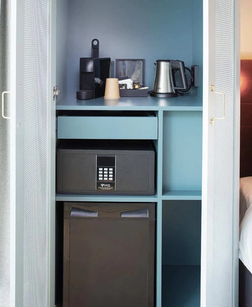 SINGLE SUPERIOR Room, Olympic Hotel Amsterdam, Amsterdam