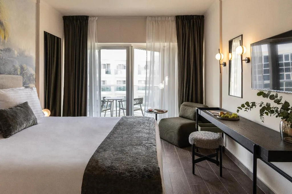 DOUBLE SUPERIOR LAND VIEW Room, Cali Resort & Spa, Cyprus