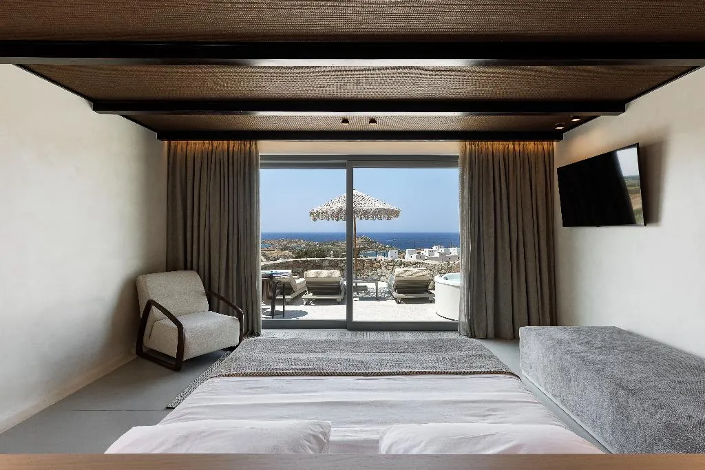 SUITE DELUXE SEA VIEW Room, Maximus Mykonos, Mykonos