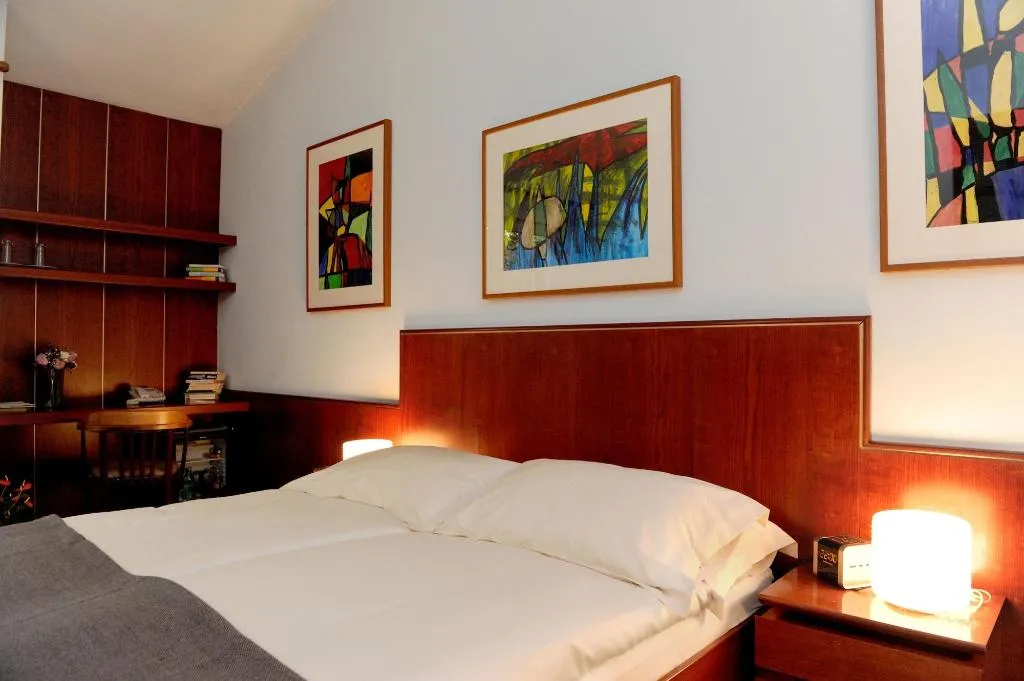 Room, Hotel & Restaurant Milan, Istria