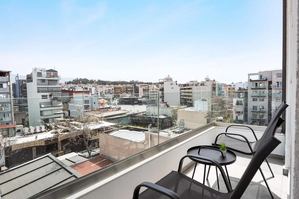 Room, Athenian Spirit, Athens