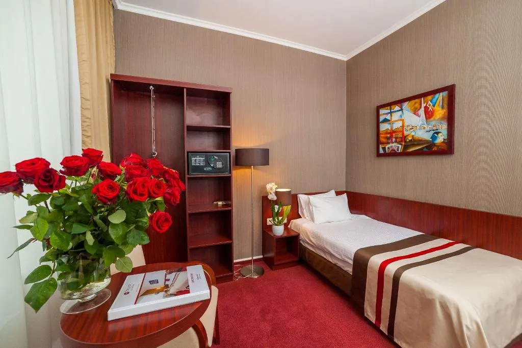 SINGLE CLASSIC Room, Premier Kraków Hotel, Krakow