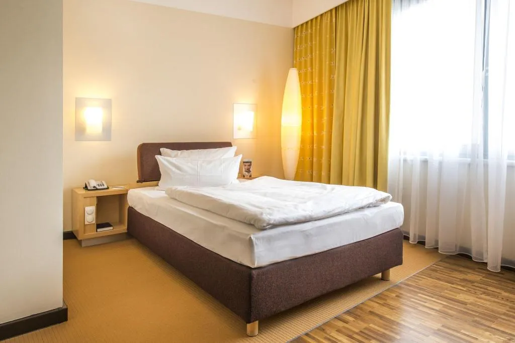 Room, Centrovital, Berlin