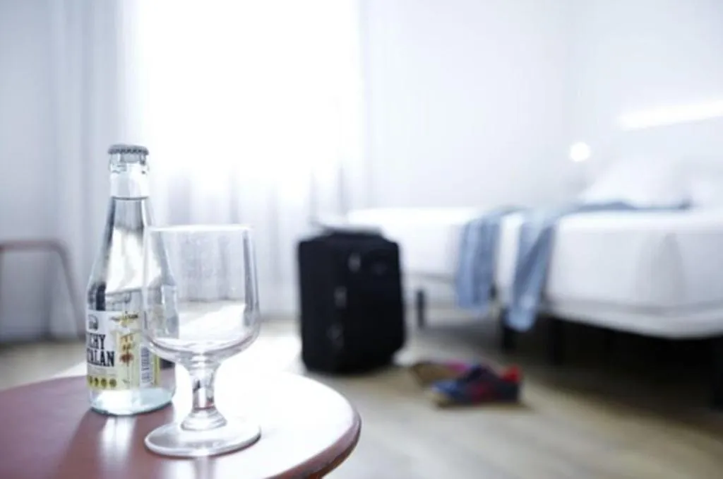 Room, Som Nit Born, Barcelona
