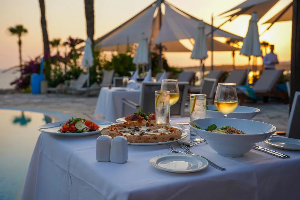Restaurant, Coral Beach Hotel and Resort, Cyprus