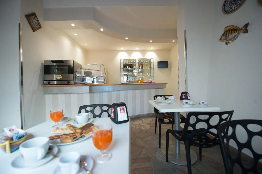 Bar, Hotel Aliai, Catania