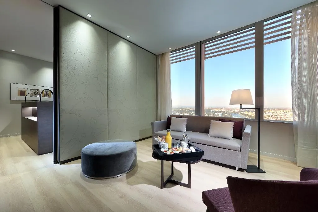 JUNIOR SUITE CITY VIEW Room, Eurostars Torre Sevilla, Seville