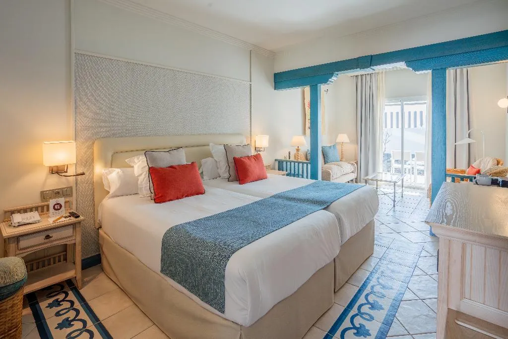 DOUBLE SINGLE USE SIDE SEA VIEW Room, Hotel LIVVO Volcan Lanzarote, Lanzarote