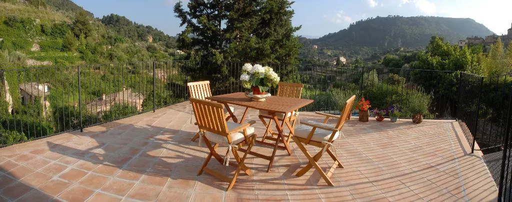 Double or Twin SUPERIOR THREE BEDROOMS Room, Sa Vall, Majorca