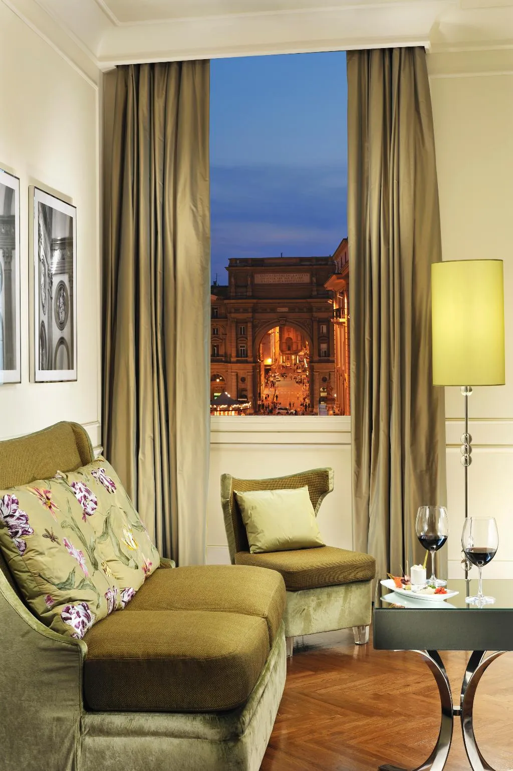 JUNIOR SUITE CAPACITY 3 Room, Brunelleschi Hotel, Florence