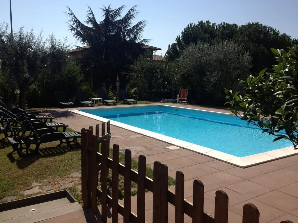 Pool, Belvedere, Perugia