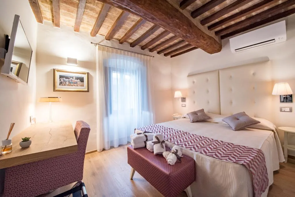 Room, Hotel Il Palazzo, Perugia