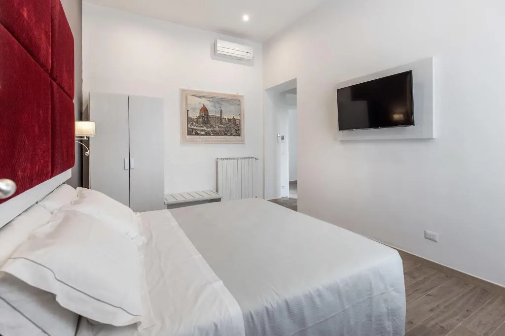 Room, Apollo Guest House, Florence