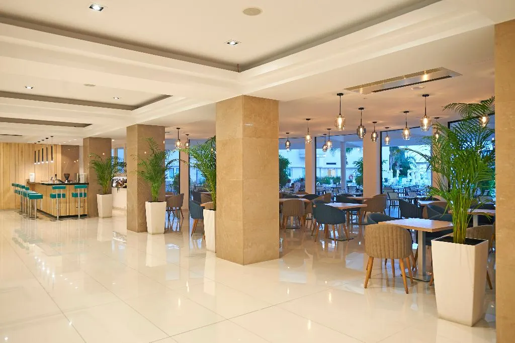 Lobby, Sunrise Oasis Hotel & Waterpark, Cyprus