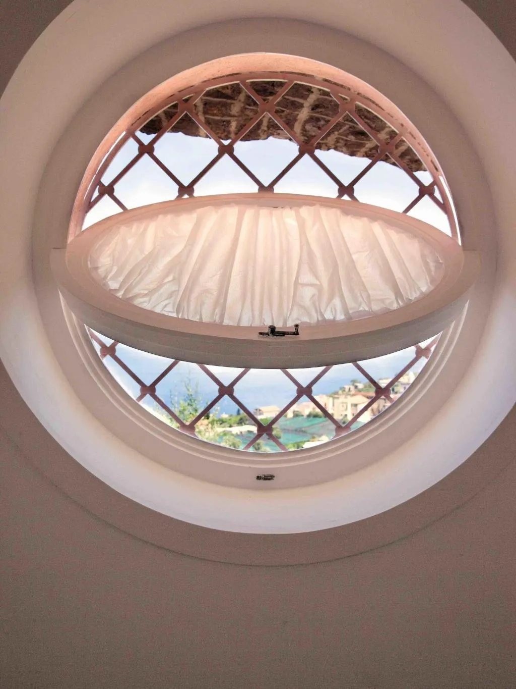 Room, Antonio Massa Lubrense, Naples