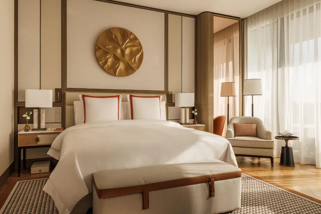 Double or Twin MARINA VIEW Room, Jumeirah Marsa Al Arab, Dubai