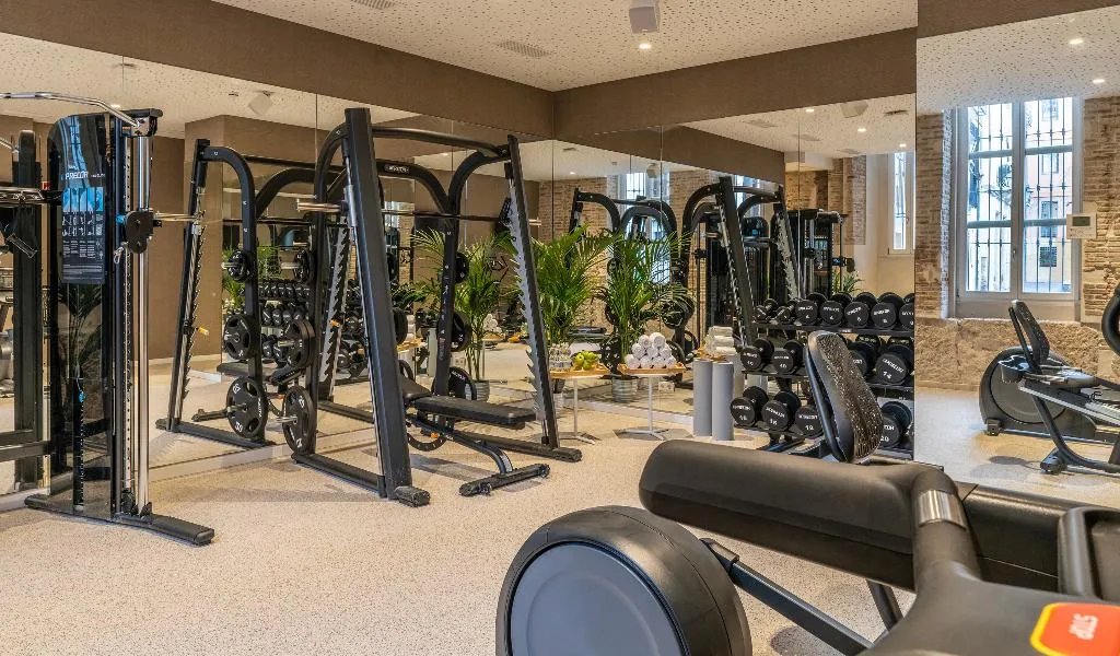 Sports and Entertainment, Axel Hotel Valencia - Adults Only, Valencia