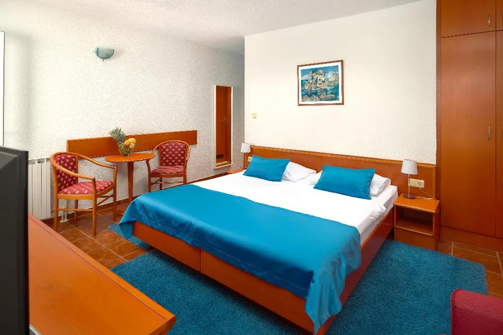 DOUBLE PREMIUM SEA VIEW Room, Hotel Faraon, Dubrovnik