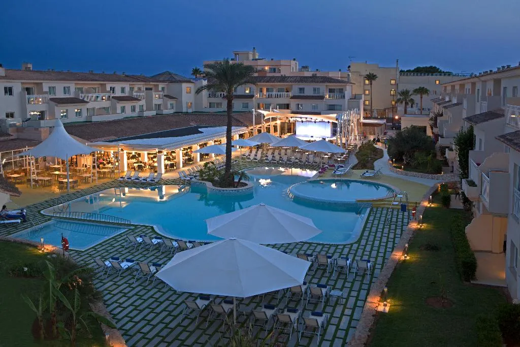 Terrace, Aparthotel Isla de Cabrera, Majorca