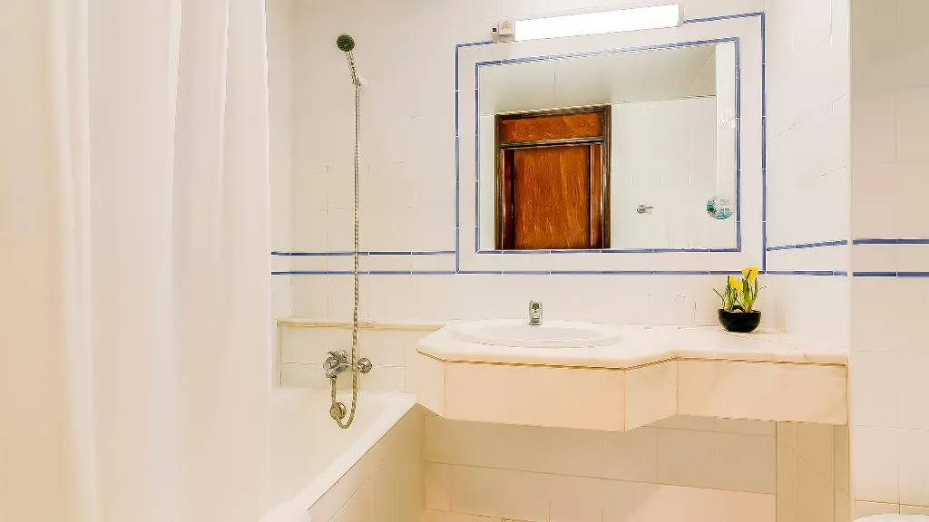 Double or Twin STANDARD Room, Auramar Beach Resort, Algarve