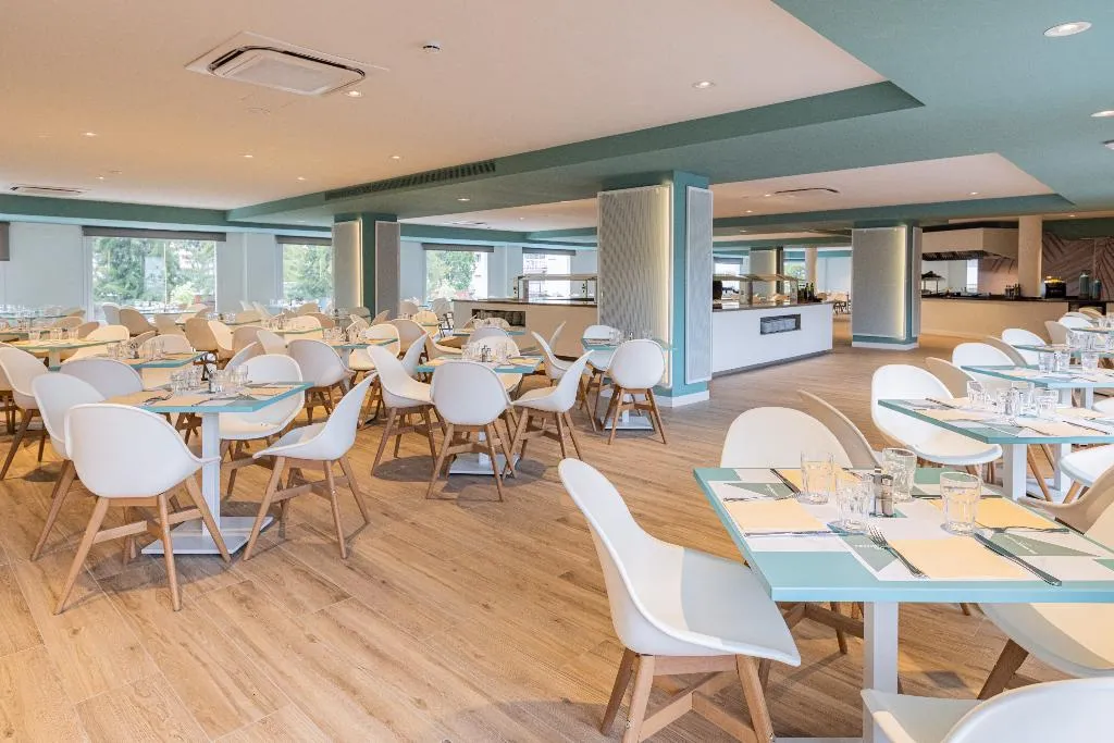 Restaurant, Ponient Piramide Salou by PortAventura World, Costa Dorada