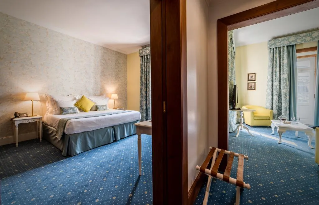 SUITE DELUXE RIVER VIEW Room, The Vintage House - Douro, Porto