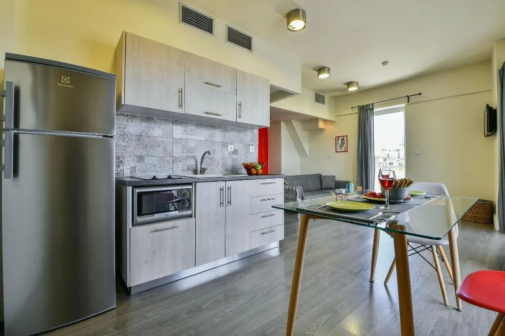 Room, Athens Way Lofts, Athens