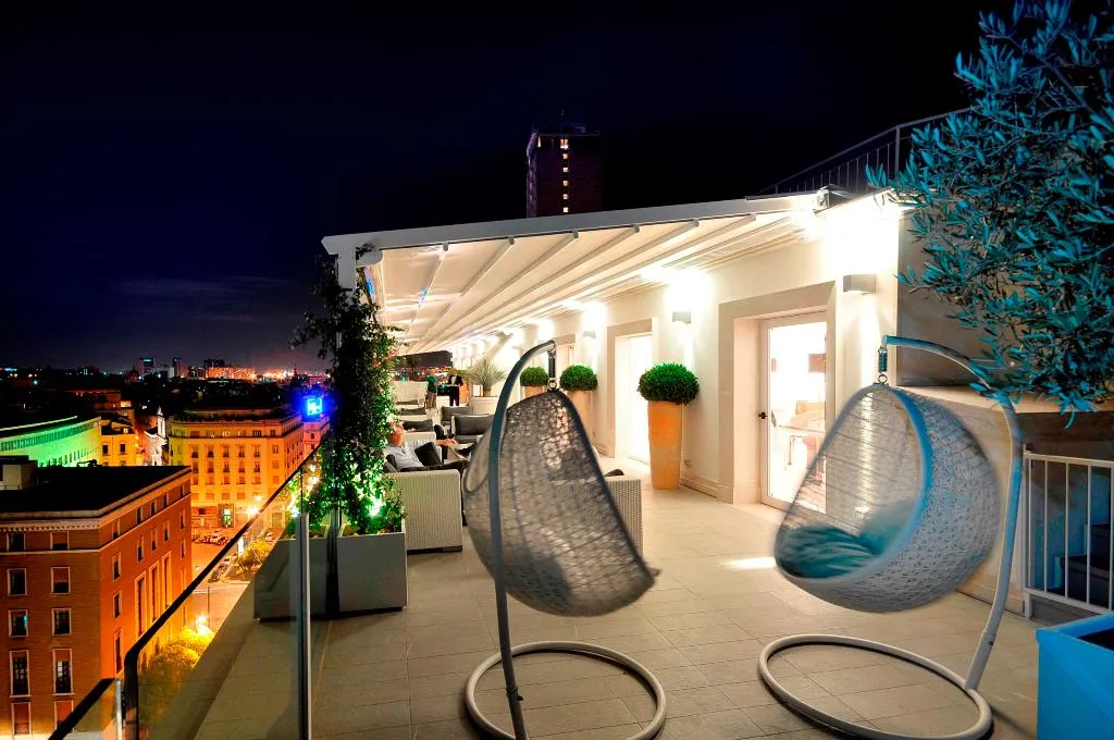 Terrace, Grand Hotel Oriente, Naples