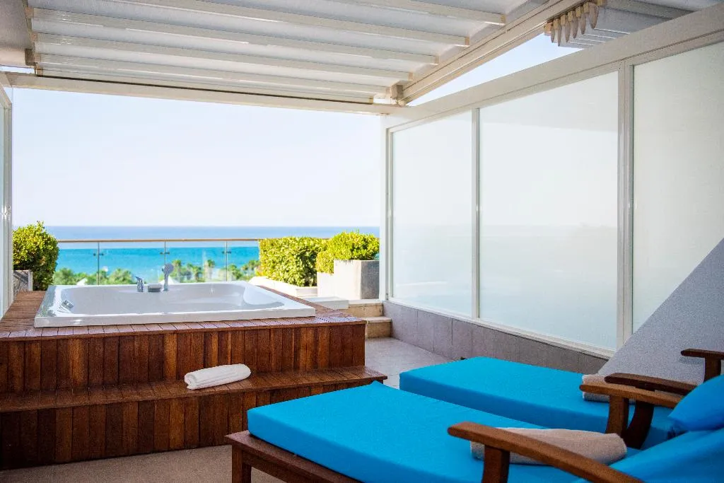 DOUBLE WITH JACUZZI Room, Side Star Elegance, Antalya