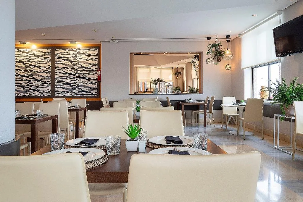 Restaurant, Hotel Cádiz Paseo del Mar, Affiliated by Meliá, Costa De La Luz