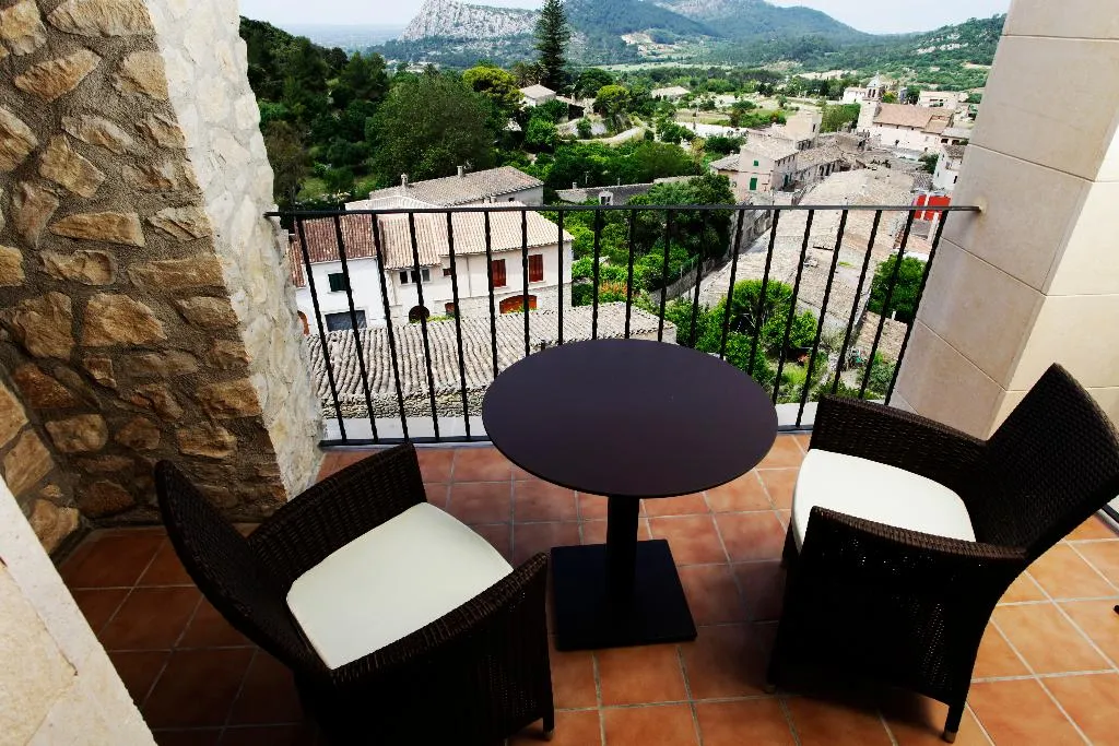 Double or Twin WITH TERRACE Room, reco de Randa, Majorca