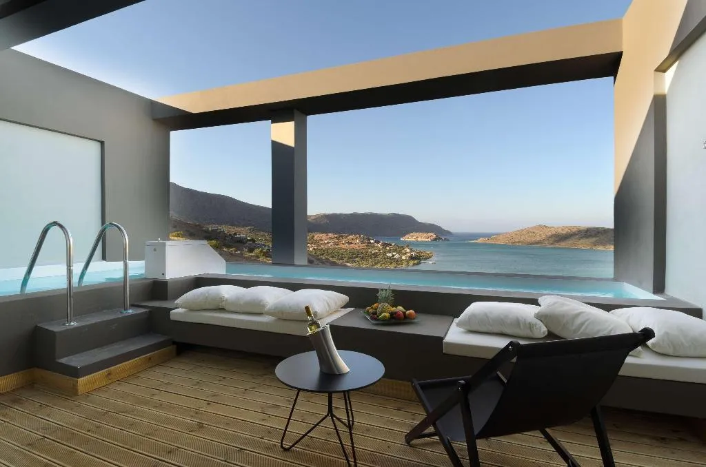 SUITE WITH PRIVATE POOL Room, Domes Aulus Elounda, Curio Collection by Hilton, Crete
