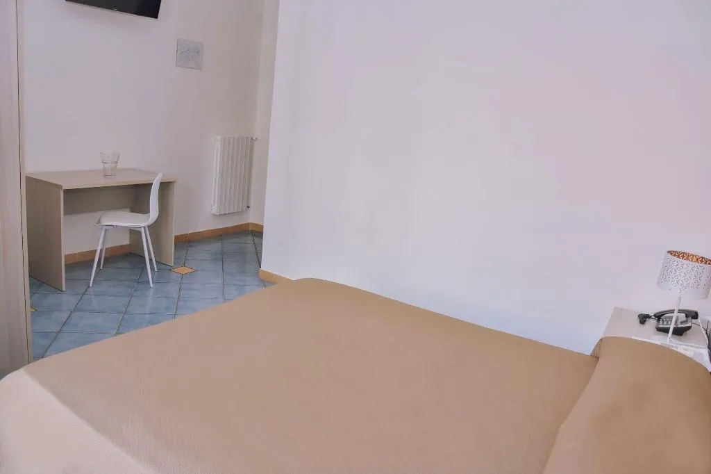 Room, Hotel Piccolo Sogno, Naples